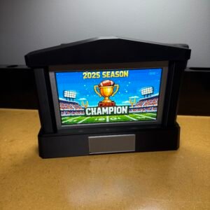 distinction video plaque