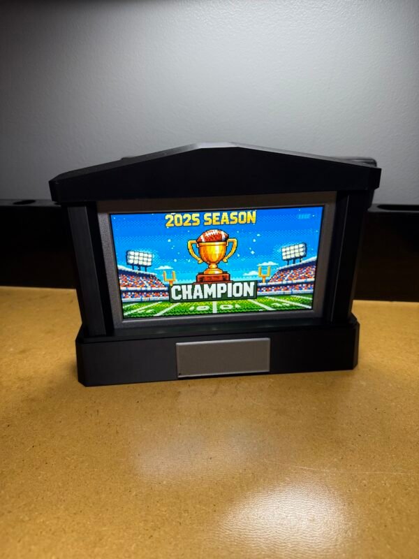 distinction video plaque